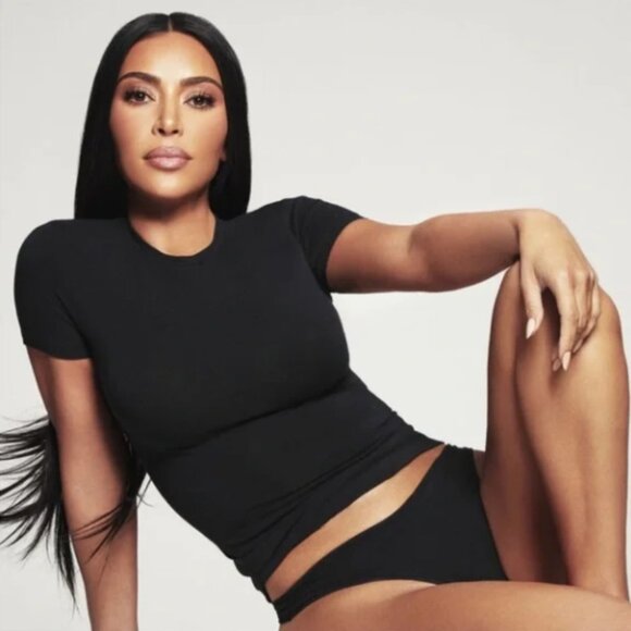 SKIMS Tops - SKIMS Cotton Jersey T Shirt Womens Large Soot Black Short Sleeve Casual Crewneck